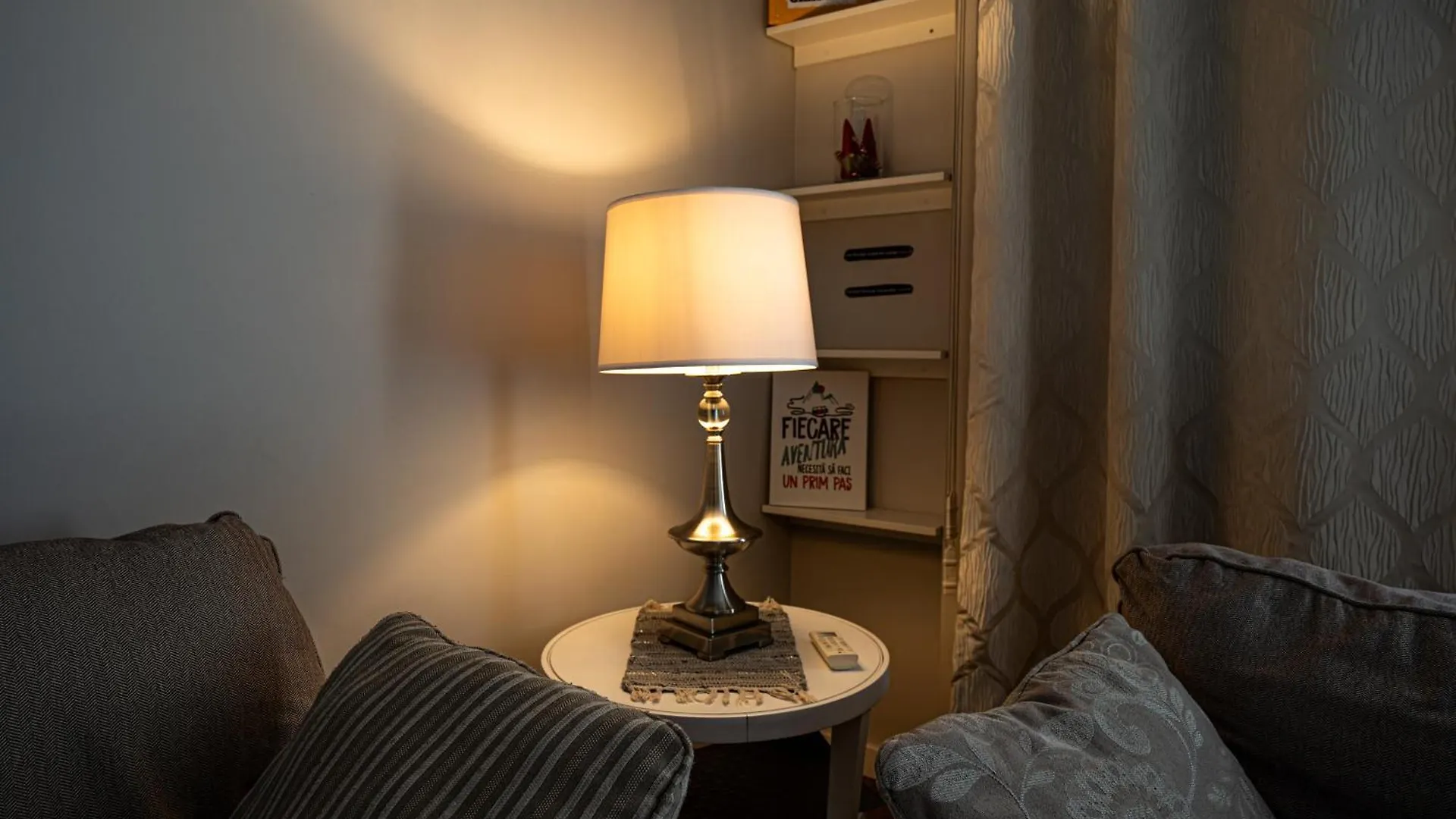 Cozy Two Room Apartment - Heart Of The City - Victoriei 2, Old Town Bukareszt 0*,  Rumunia